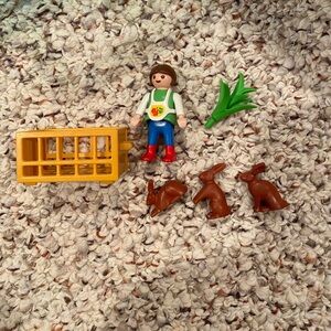 Playmobil 4259 girl with rabbit hutch